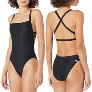 Body Glove Womens Electra 1 Piece Swimsuit strappy Back Detail Panther Print NWT